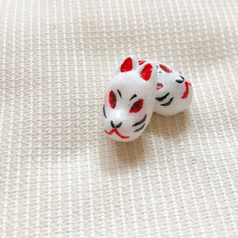 日本狐狸面具耳環 - 純銀針耳釘 耳夾 - 耳環/耳夾 - 黏土 紅色