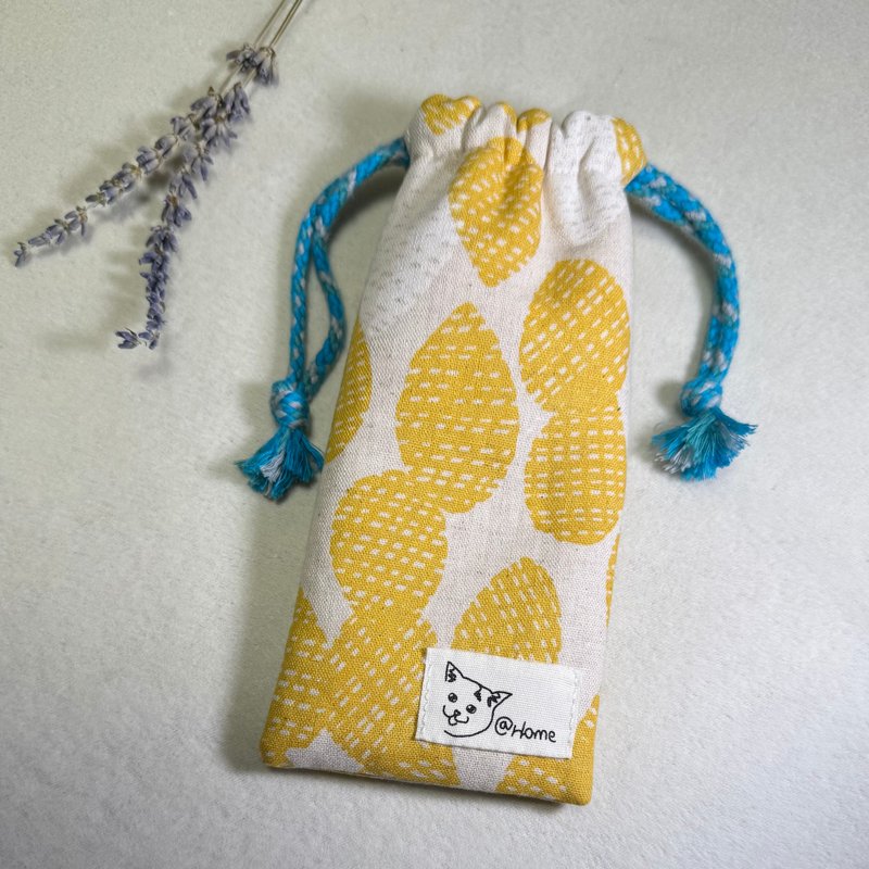 澎澎雜貨束口袋 - 索繩袋/束口袋 - 棉．麻 黃色