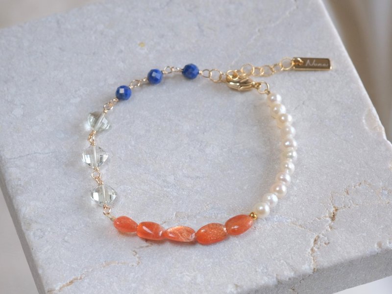 Natural stone bracelet Orange sunstone bracelet Lapis lazuli Green Amethyst - สร้อยข้อมือ - เครื่องเพชรพลอย สีส้ม