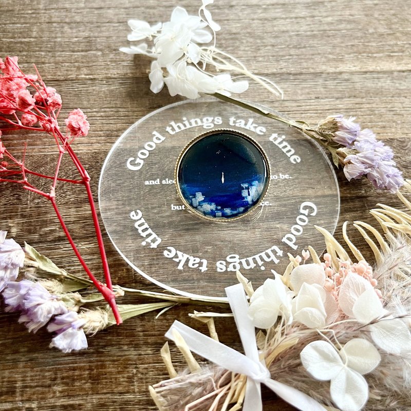 風景画のブローチ Unexplored 海 魚 冒険 - 胸針 - 樹脂 藍色