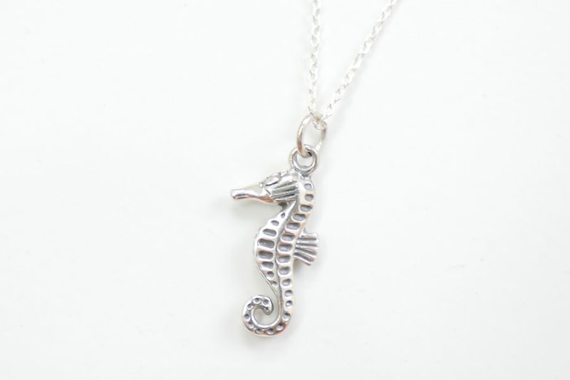 Sea Horse Sterling Silver Necklace - สร้อยคอ - โลหะ สีเงิน