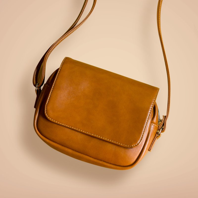 Uma Bag Small Shoulder Massenger Bag - 側背包/斜背包 - 其他材質 多色