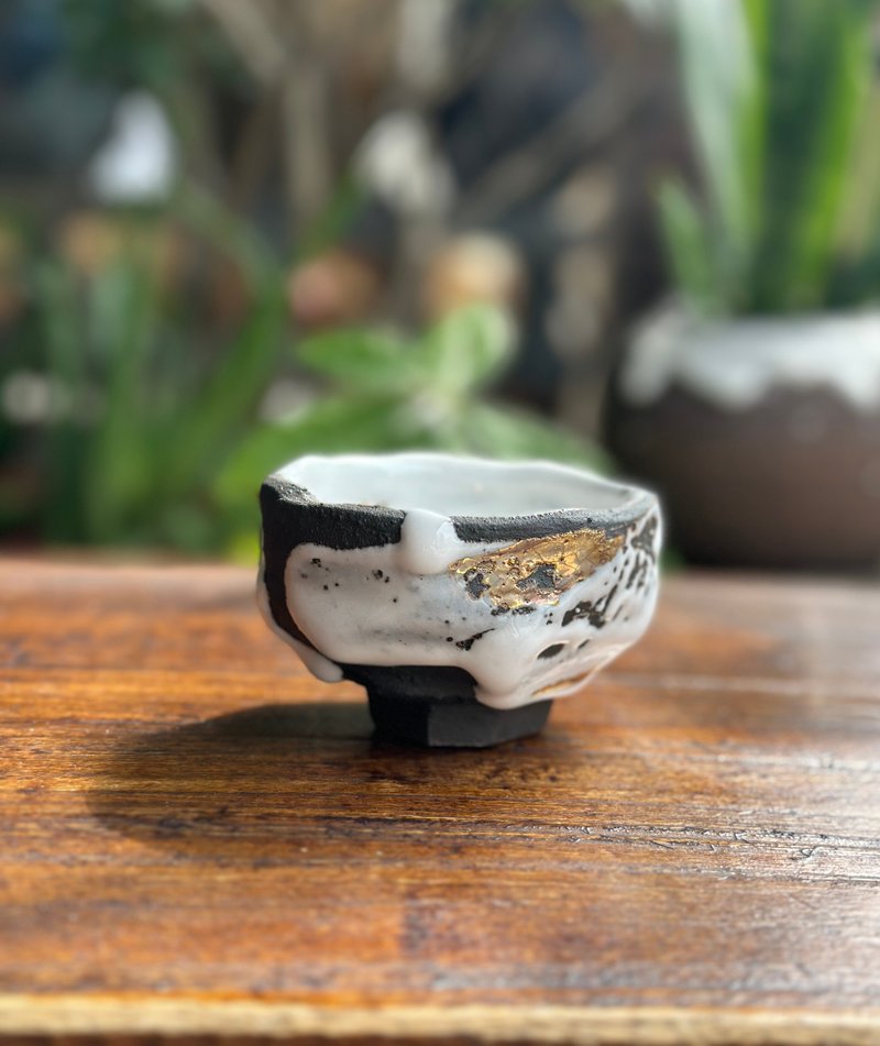 手感志野鎏金茶碗-余華宇老師手作 - 茶壺/茶杯/茶具 - 陶 