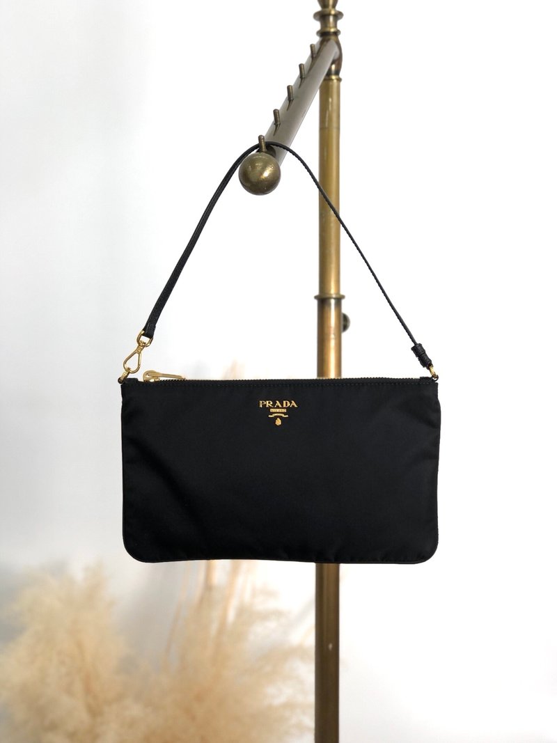 【 日本直送　名牌中古包 】PRADA プラダ ショルダーバッグ ブラック ロゴ ナイロン アクセサリーポーチ vintage ヴィンテージ w5h4j5 - 側背包/斜背包 - 尼龍 黑色