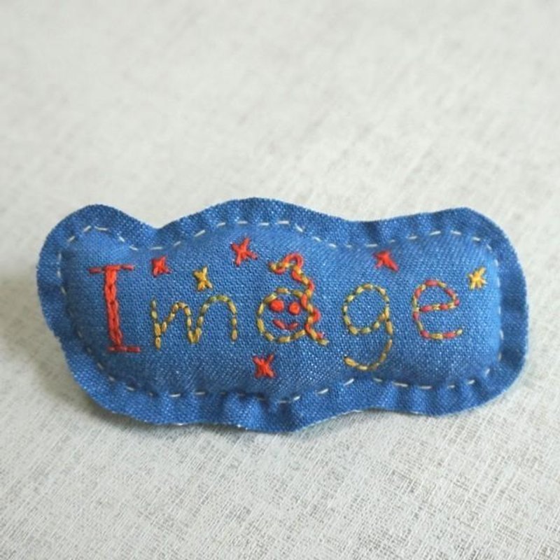 手刺繍ブローチ Image - ブローチ - 刺しゅう糸 ブルー