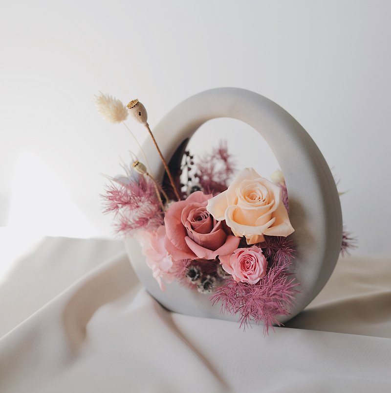 [Valentine's Day Gifts that Girls Must Love] Elegant Smoky Rose Confession Gift Birthday Gift - ช่อดอกไม้แห้ง - พืช/ดอกไม้ สีม่วง