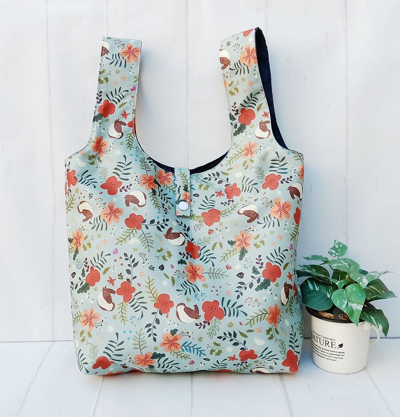 [Waterproof Shopping Bag] Korean Forest Flower - กระเป๋าถือ - วัสดุกันนำ้ สีเขียว