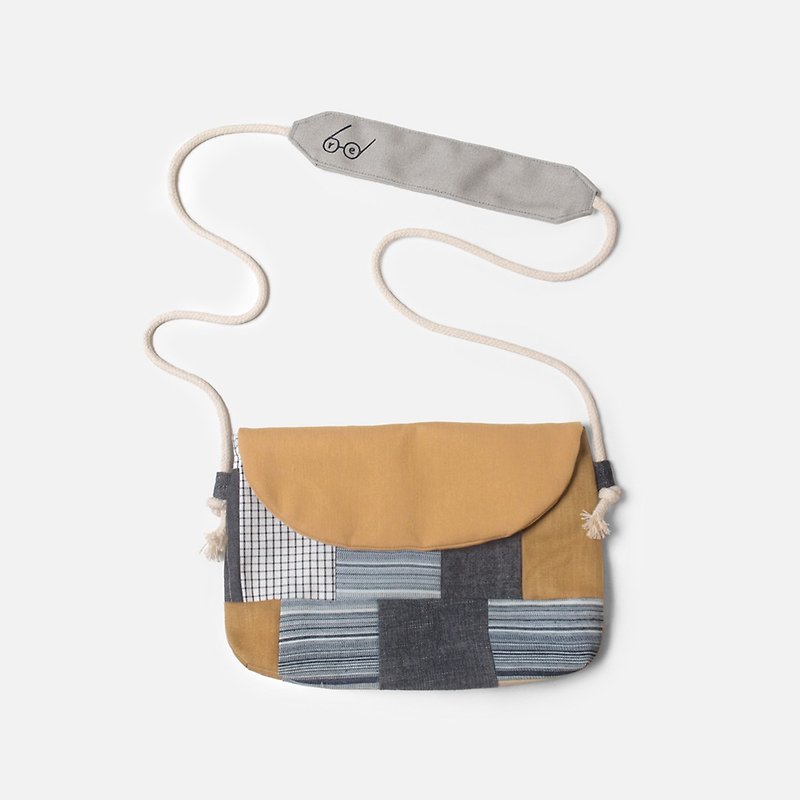 [Re remake] stitching side backpack-coffee - Messenger Bags & Sling Bags - Cotton & Hemp Multicolor