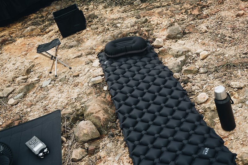 LHOKA Fearless UL 氣墊 COMPACT 100 - 野餐墊/露營用品 - 其他材質 黑色