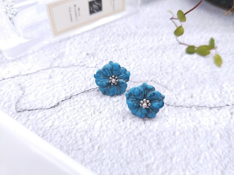 earring. Turkish Stone Petals*Sterile Tremella Earrings*Earrings - ต่างหู - เครื่องเพชรพลอย สีน้ำเงิน