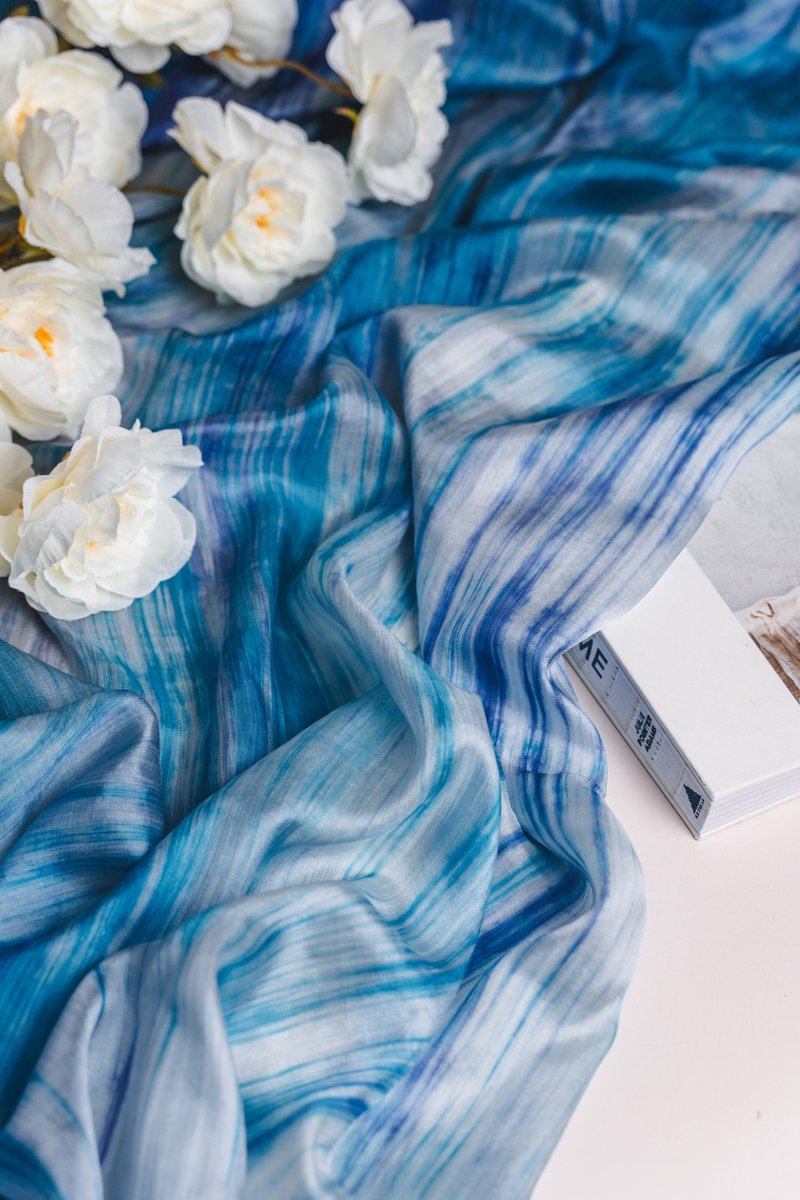 100% Mulberry Silk Scarf – Hand Dyed, Lightweight, Blue and Turquoise - 絲巾 - 絲．絹 藍色