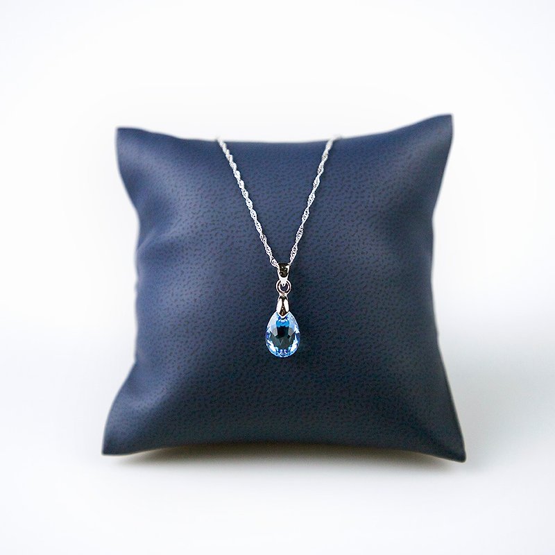 [Revive] (Blue) Classic Multi-faceted Water Drop Crystal Necklace - Mother’s Day Gift for My Chinese Girlfriend - Necklaces - Crystal Multicolor