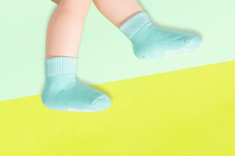 SS23 馬卡龍防滑2分之1童襪(薄荷綠)│質感禮盒包裝 - 襪子 - 棉．麻 綠色