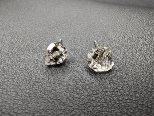 【特価】水晶 ダイヤ ピアス 500x0.jpg