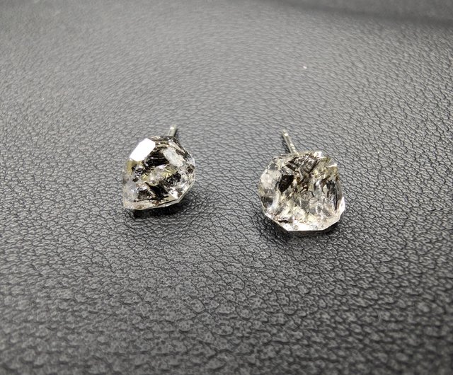激安ブランド カスタマイズ商品】輝くダイヤモンド原石ピアス、天然水晶ピアス アクセサリー