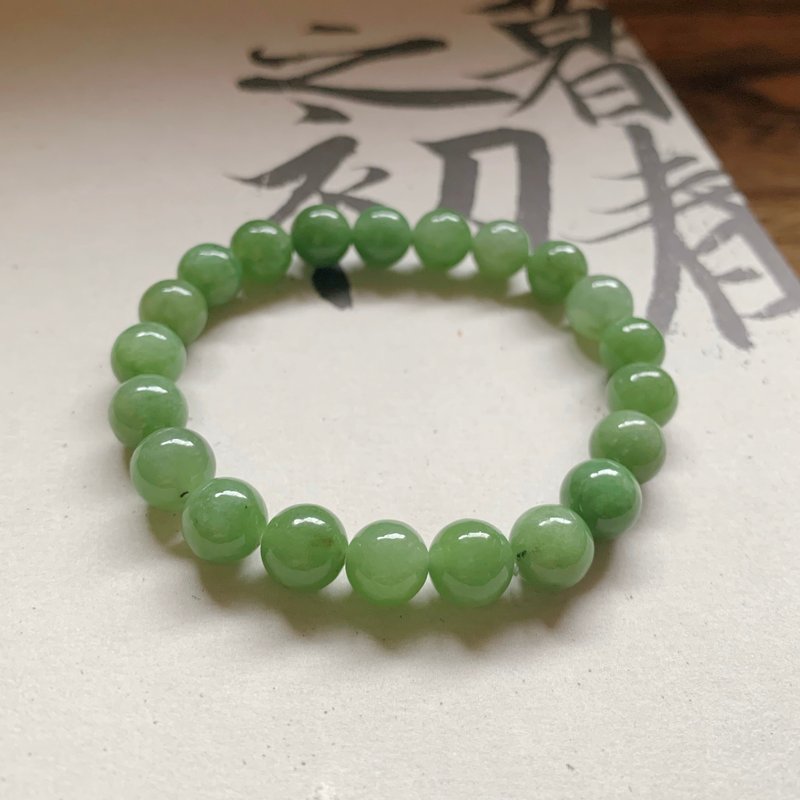 Sold out for admiring the pine green into the ink. Natural Hetian Jade Bracelet Jade 8mm Healthy and Safe Bracelet - สร้อยข้อมือ - หยก สีเขียว