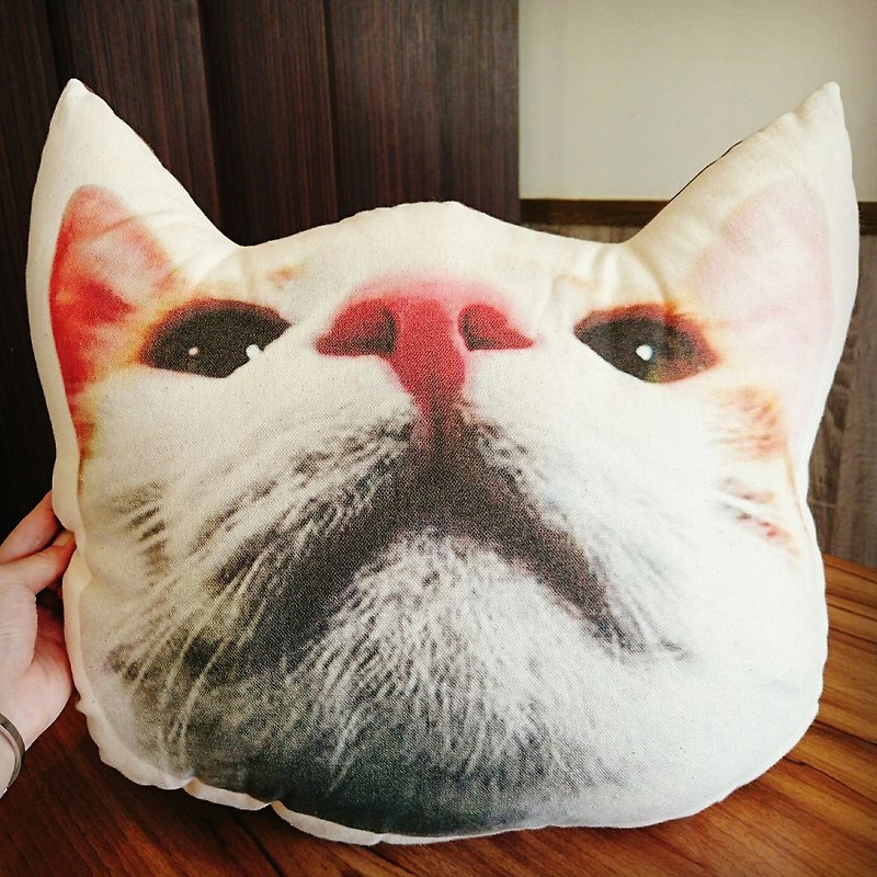 オレンジ色の猫はコットンキャンバス枕形状を軽蔑します - 枕・クッション - コットン・麻 