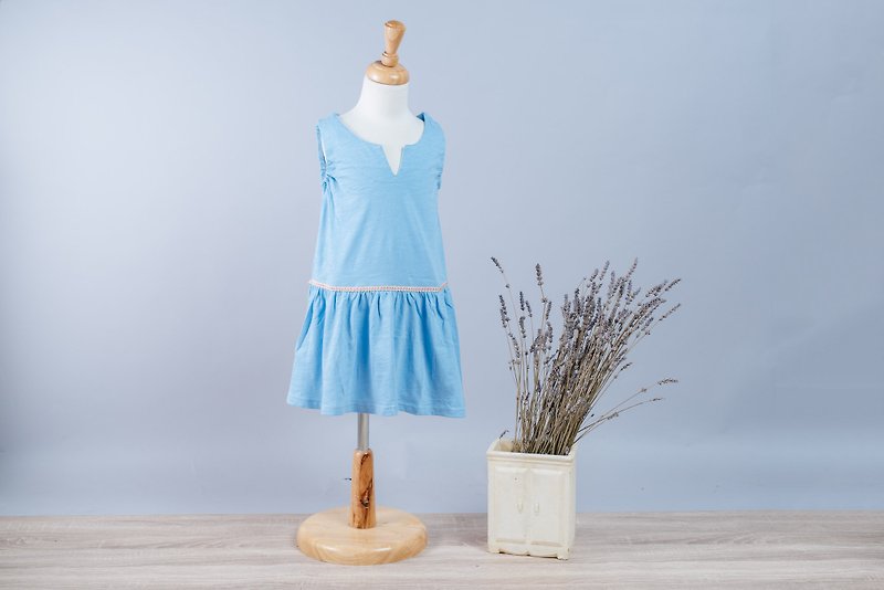 Sea water blue straps dress hand-made non-toxic children's clothing parent-child equipment - Kids' Dresses - Cotton & Hemp Blue