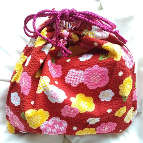 手縫い 舞妓さんのお出かけ 巾着袋 着物 和装バッグ 小物入れ 和柄