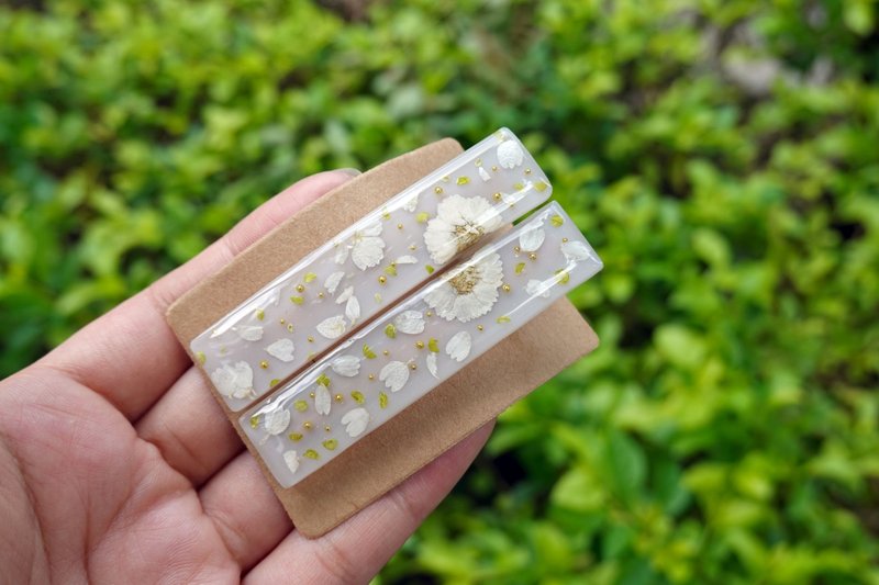 【白雪紛飛】 手工滴膠髮夾 兩只一組 - 髮夾/髮圈 - 樹脂 灰色