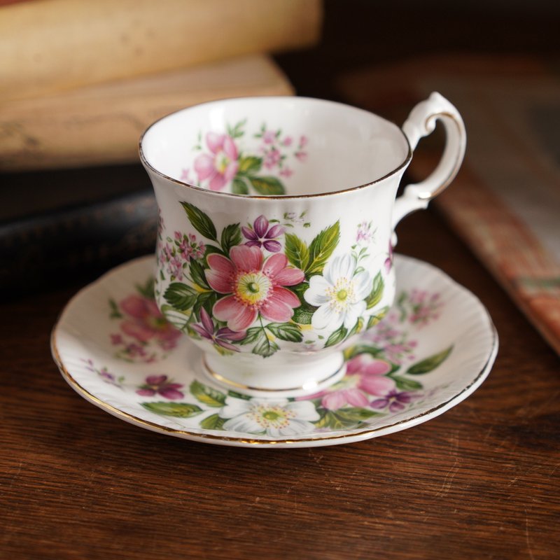 英國名瓷Paragon百花慶典系列細骨瓷描金杯組 - 茶壺/茶杯/茶具 - 其他材質 多色