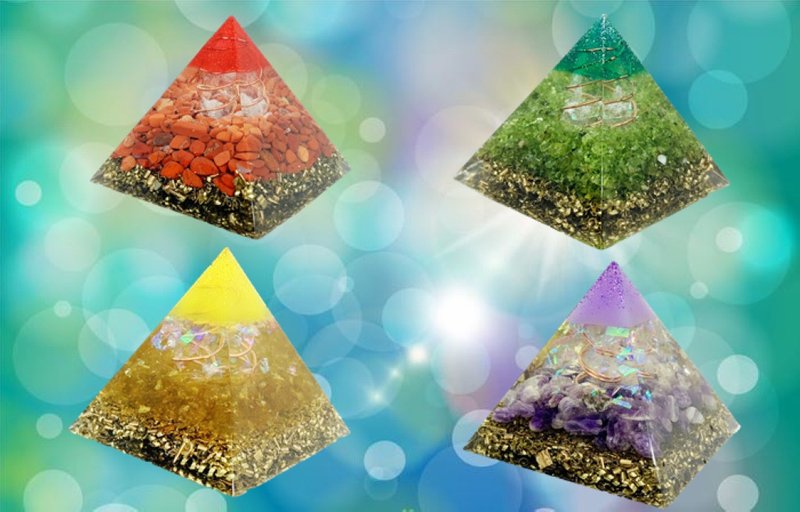 Orgone Pyramid Orgonite Aether Energy Energy Conversion Orgone Meditation Crystal - ของวางตกแต่ง - คริสตัล สีแดง