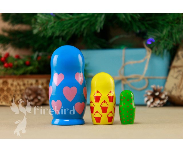 子供のための入れ子人形木製の積み重ねおもちゃ子供のための木製のおもちゃ手作りの木製 ショップ Firebirdworkshop 知育玩具 ぬいぐるみ Pinkoi