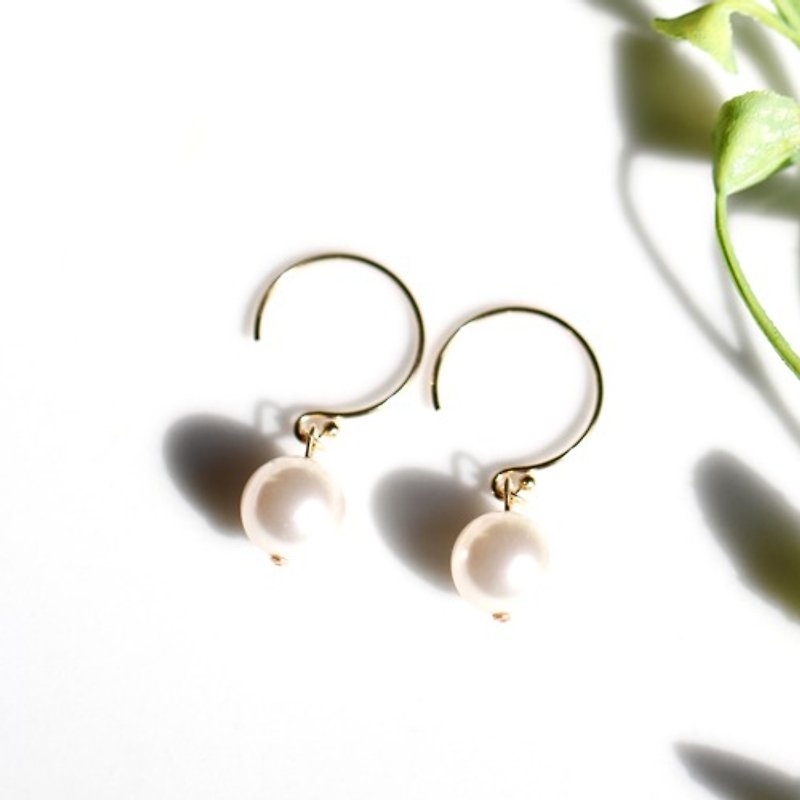 14kgf Swarovski pearl earrings - ต่างหู - โลหะ ขาว