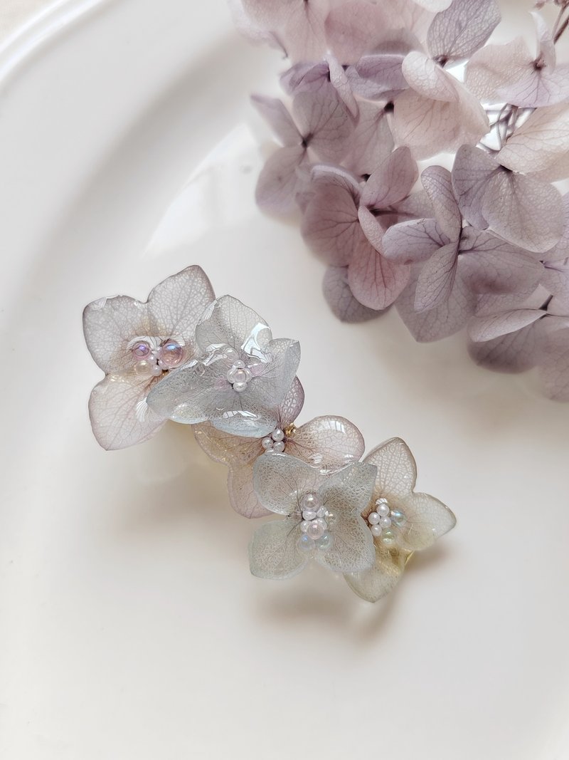 #FA107 迷雾花园 Purple blue gradient dreamlike hydrangea hair clip Duck Bea - Hair Accessories - Plants & Flowers Purple