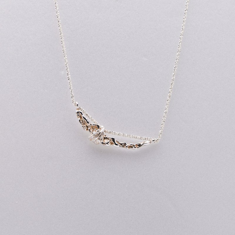 Le vent01_feather and sea spray necklace - 項鍊 - 純銀 
