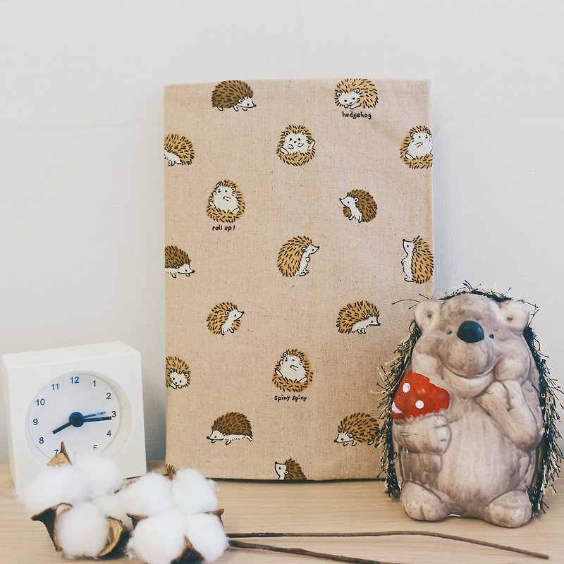 Cotton linen small hedgehog (pink) cloth handmade book / book cover | 815a.m - ปกหนังสือ - ผ้าฝ้าย/ผ้าลินิน 
