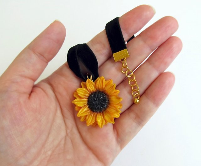 ANDI BAGUS☆Sunflower Choker ひまわり チョーカー ネックレス ひまわりチョーカー サンゴ 黄色のひまわりネックレス