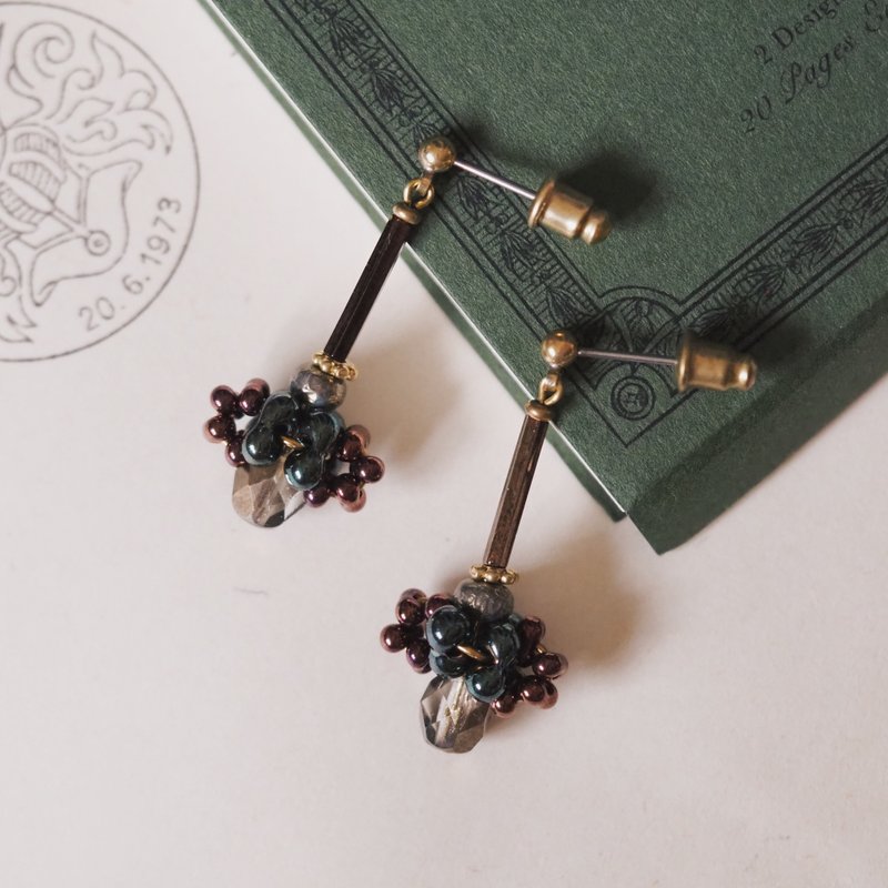 Retro jewelry ball earrings Brown - ต่างหู - ทองแดงทองเหลือง สีทอง