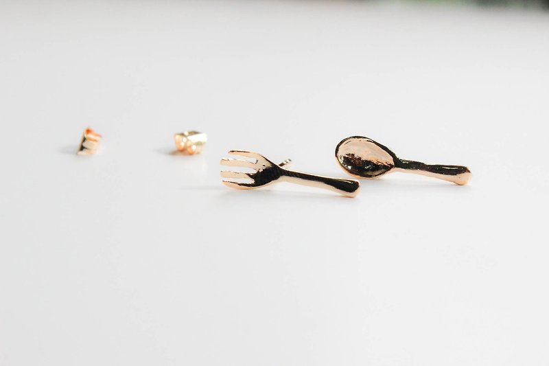 Fork and Spoon Earring - Earrings & Clip-ons - Paper 