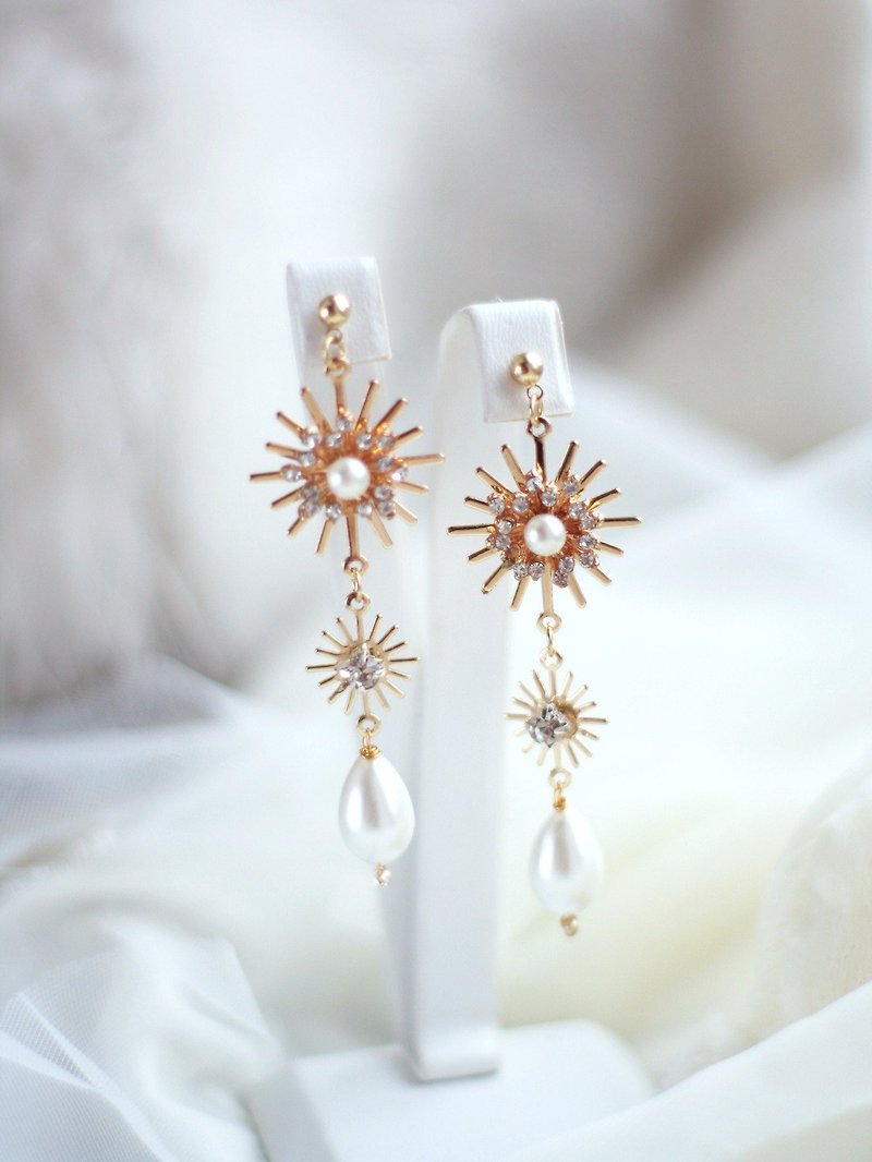 Star Celestial Earrings Pearl Gold Earrings Star Jewelry Bridal Earrings Clip-on - 耳環/耳夾 - 珍珠 金色