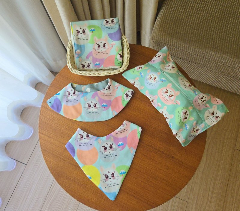 chinchilla Fushen Totoro double-sided eight-layer gauze bib pocket water - ผ้ากันเปื้อน - ผ้าฝ้าย/ผ้าลินิน 