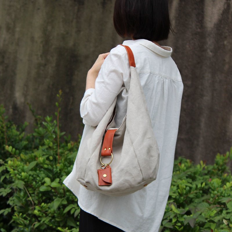 polta- linen -red Brown Linen canvas bag - กระเป๋าถือ - ผ้าฝ้าย/ผ้าลินิน สีเทา