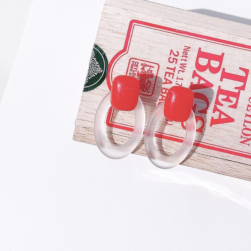 紅蘋果簍空壓克力耳環 Apple candy earrings - Earrings & Clip-ons - Acrylic Red