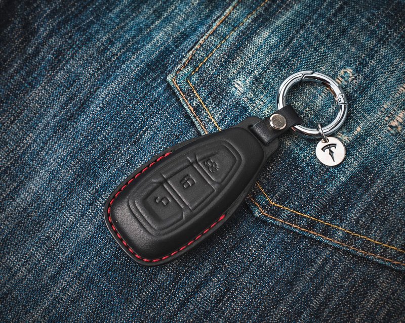 【カスタムバージョン】フォードフォードMK3.5STSTLineフォーカスクーガモンデオカーキー - キーホルダー・キーケース - 革 ブラック