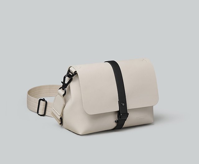 GASTON LUGA Splash Crossbody Bag Slanting Shoulder/Side Bag Cream