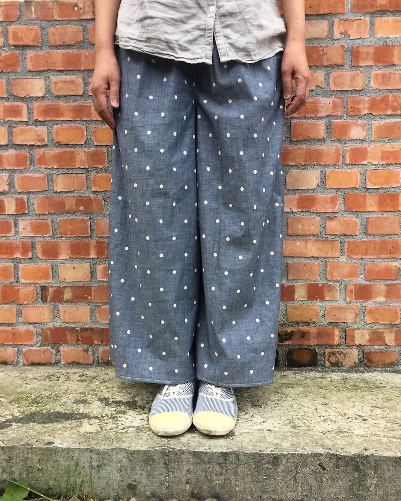 日式寬版口袋點點純棉寬長褲 - 女長褲 - 其他材質 藍色