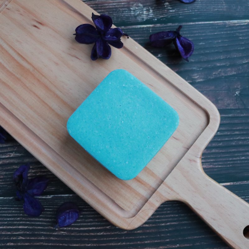 Xia Xue Lavender Camellia Shampoo Soap is not sticky, easy to wash, handmade soap, suitable for neutral and oily scalp - Soap - Plants & Flowers 