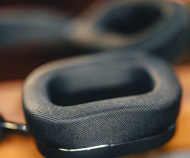MONDO OVER-EAR AMD EDITION ヘッドセット Bluetooth ヘッド MONDO OVER-EAR AMD EDITION ヘッドセット Bluetooth ヘッド