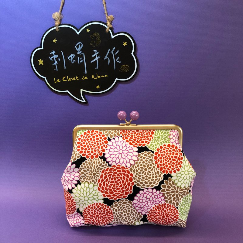 Peony gamaguchi bag / kisslock clutch bag - กระเป๋าเครื่องสำอาง - ผ้าฝ้าย/ผ้าลินิน หลากหลายสี