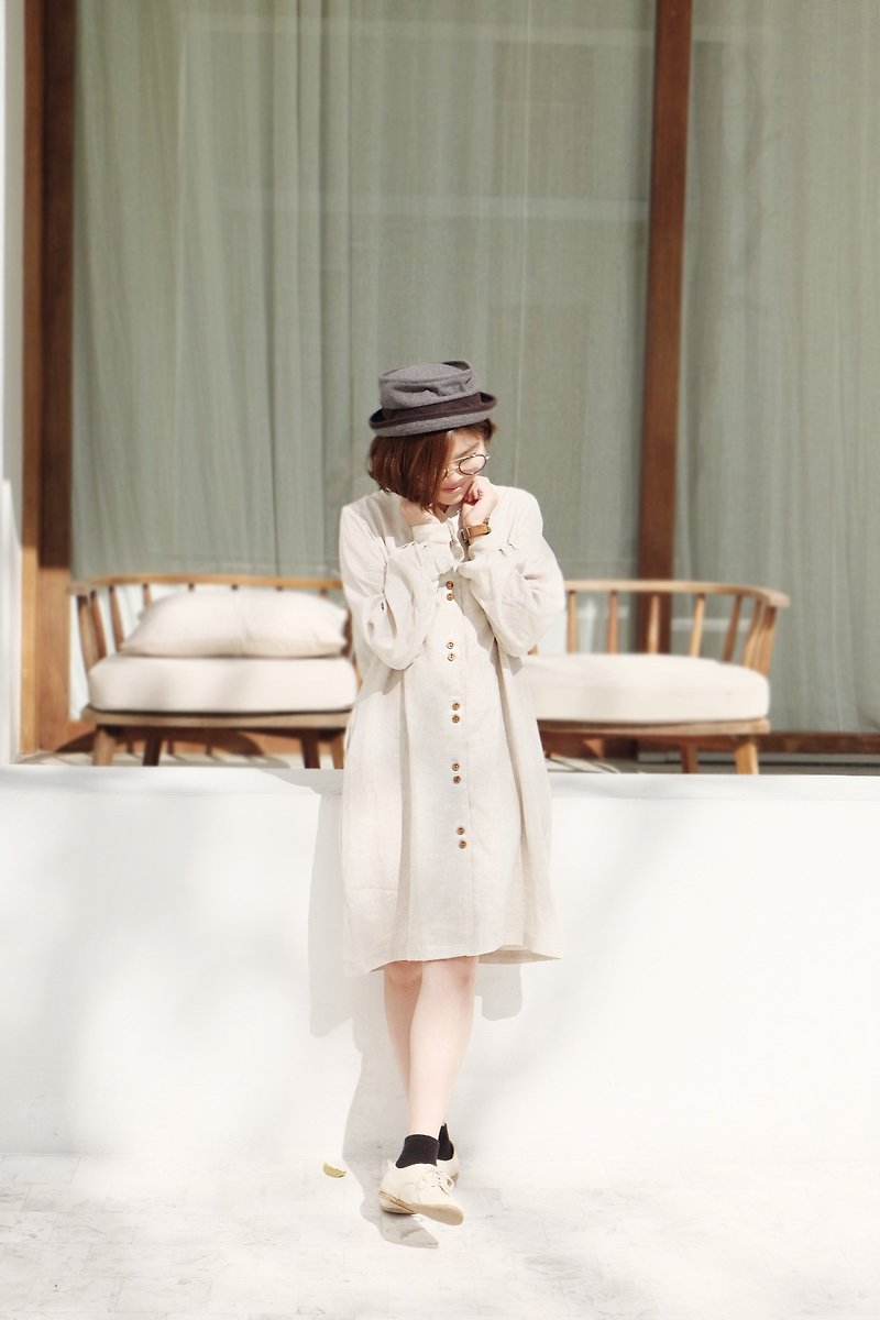 Toki Dress - Beige Linen - ชุดเดรส - ผ้าฝ้าย/ผ้าลินิน สีทอง