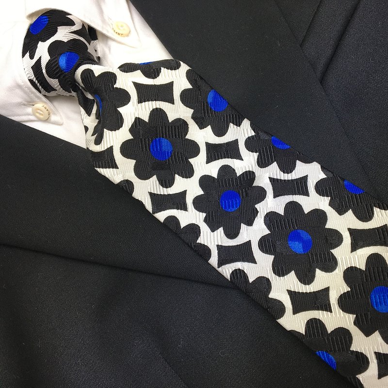 Floral pattern necktie - 領帶/領帶夾 - 絲．絹 藍色