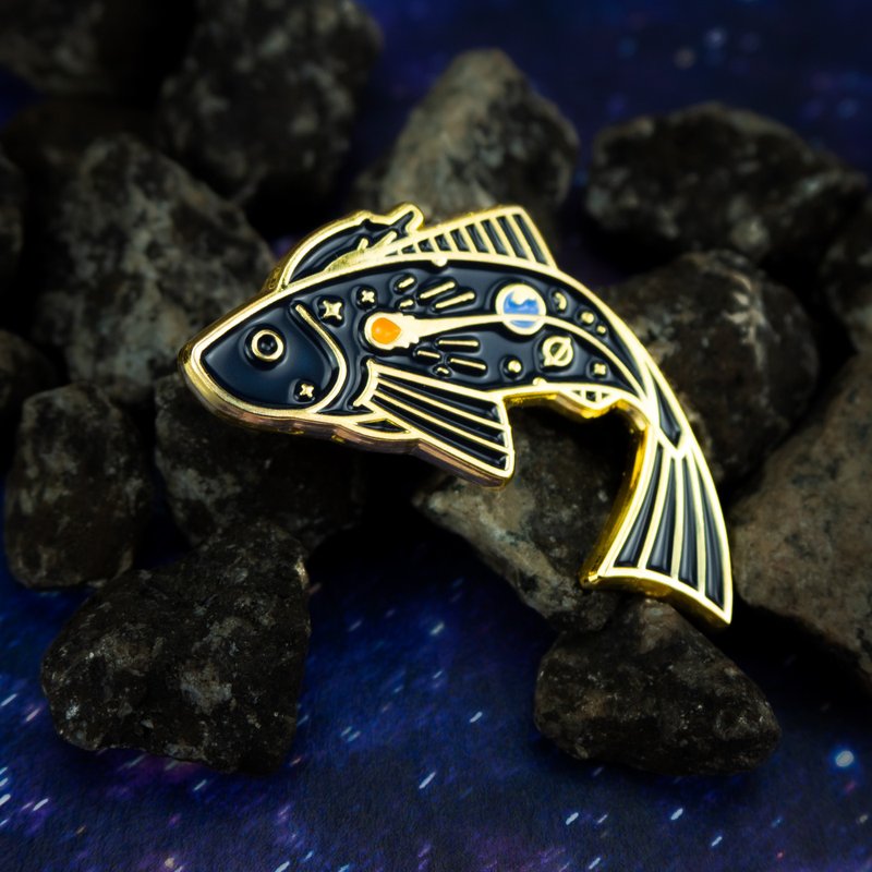 Space Trout Enamel Pin - 胸針 - 其他金屬 