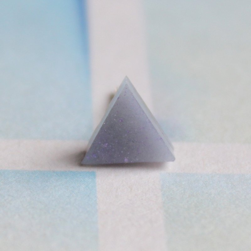 Triangle Earrings ▽ 504 / Pale Blue Eyes▽ Single Stud - Earrings & Clip-ons - Clay Gray