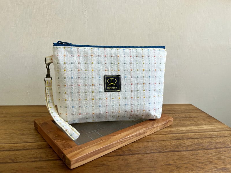 日本先染布 / 先染雙層包 / 米白彩格 - 化妝包/收納袋 - 棉．麻 白色