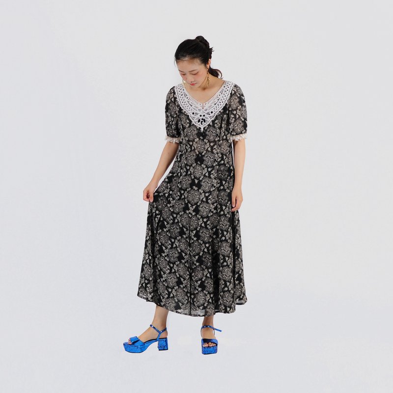 【蛋植物古着】織夢蕾絲長版印花古著洋裝 - 洋裝/連身裙 - 聚酯纖維 黑色
